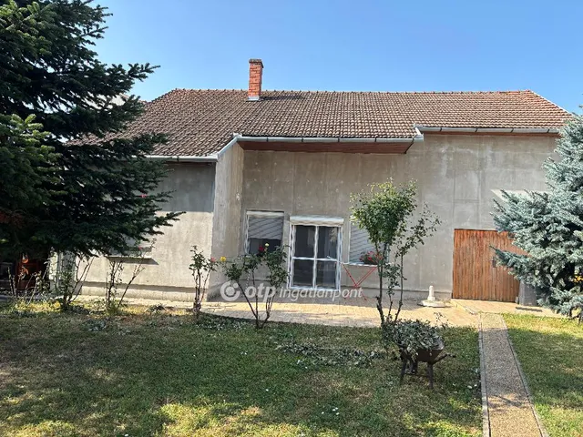 Eladó ház Mohács 190 nm