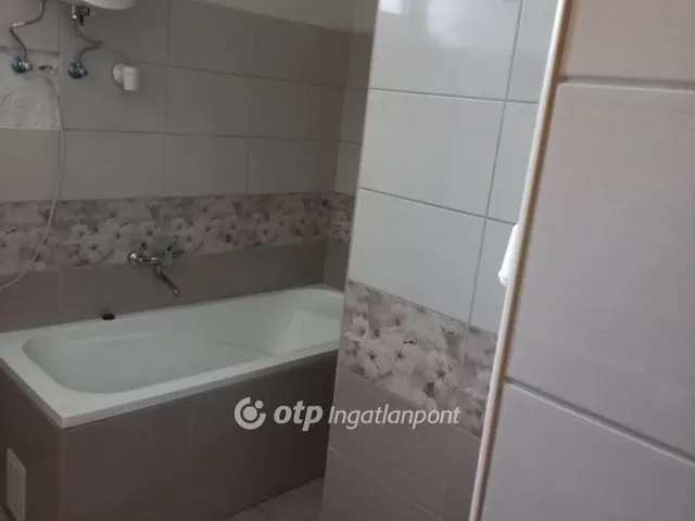 Eladó ház Bár 125 nm