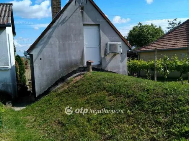 Eladó üdülő és hétvégi ház Lánycsók 40 nm