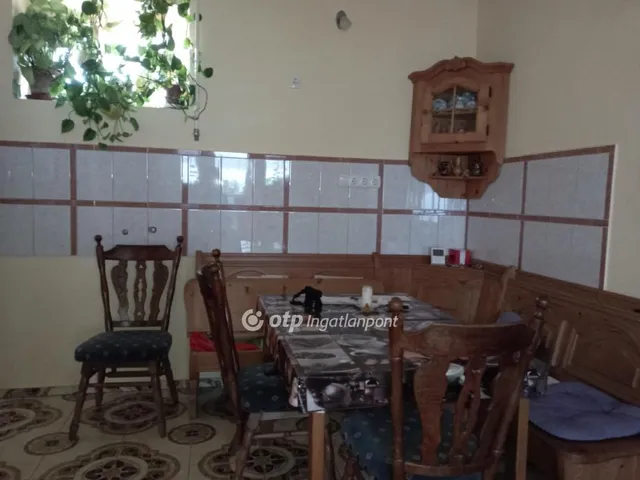 Eladó ház Majs 68 nm