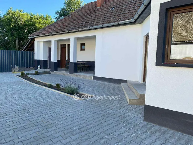 Eladó ház Hercegszántó 130 nm