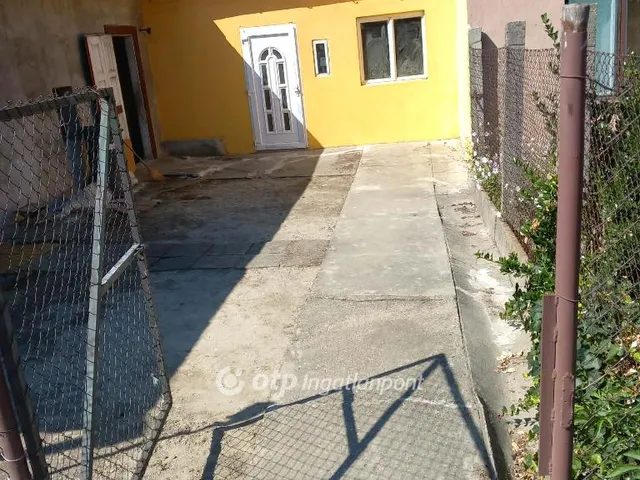 Eladó ház Dunaszekcső 100 nm