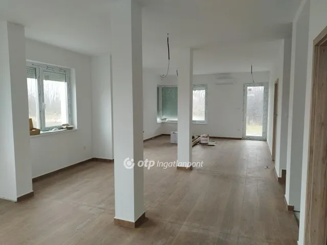 Eladó ház Dunaszeg 145 nm