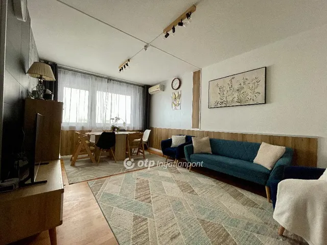 Eladó lakás Pécs, Egyetemváros 93 nm