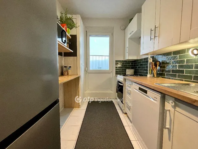 Eladó lakás Pécs, Egyetemváros 93 nm