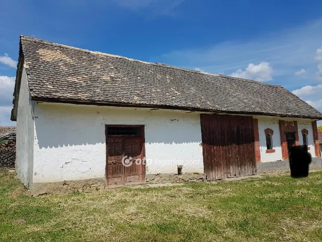 Eladó telek Somberek 1069 nm