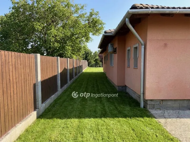 Eladó ház Siófok 201 nm