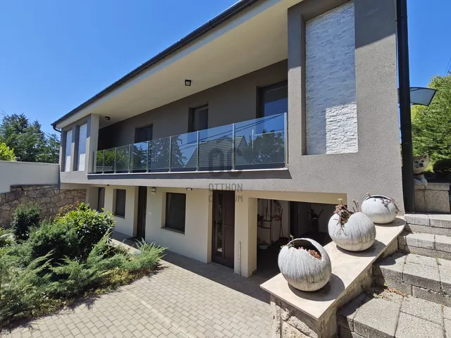 Eladó ház Szentendre, Pismány 315 nm