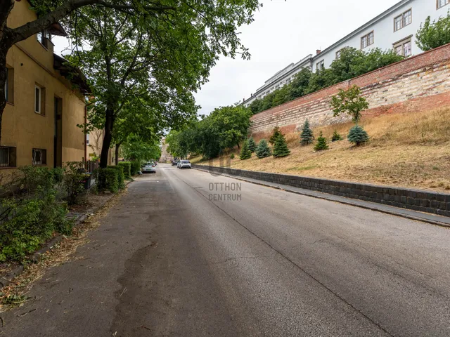 Eladó lakás Budapest I. kerület 66 nm
