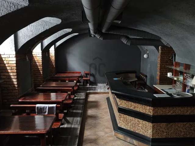 Eladó kereskedelmi és ipari ingatlan Budapest VII. kerület 211 nm