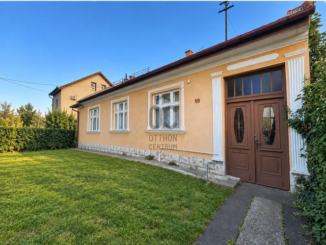 Eladó ház Budapest III. kerület, Aquincum 100 nm