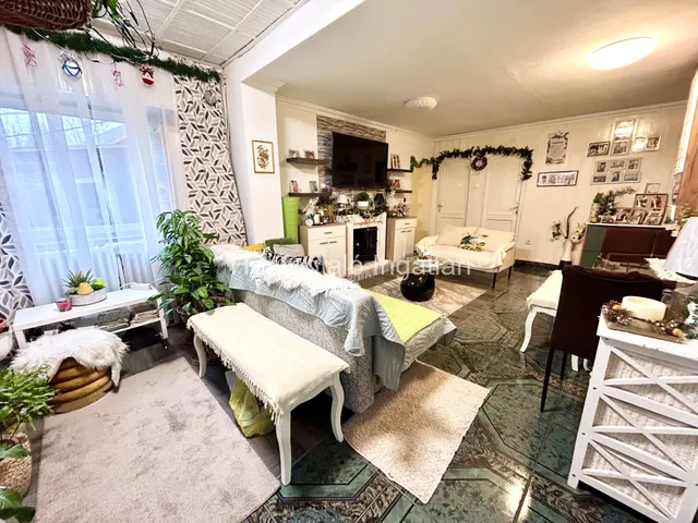 Eladó ház Nyíregyháza, Oros 120 nm