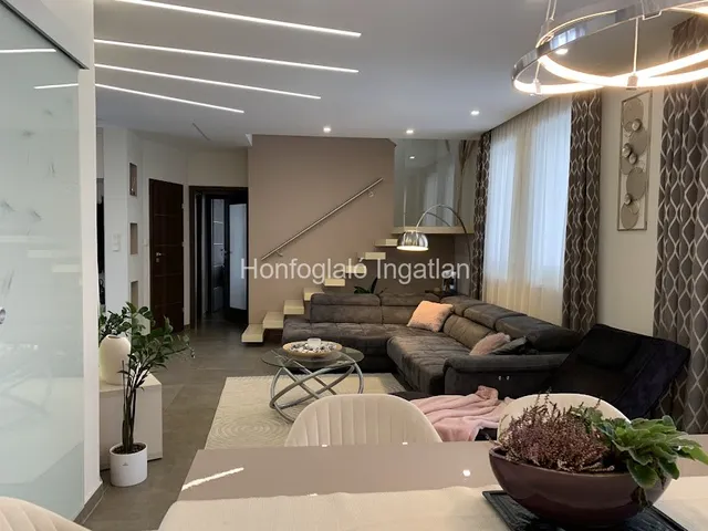 Eladó ház Nyíregyháza, Hímes 203 nm