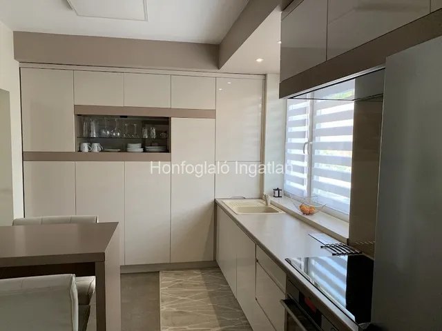 Eladó ház Nyíregyháza, Hímes 203 nm