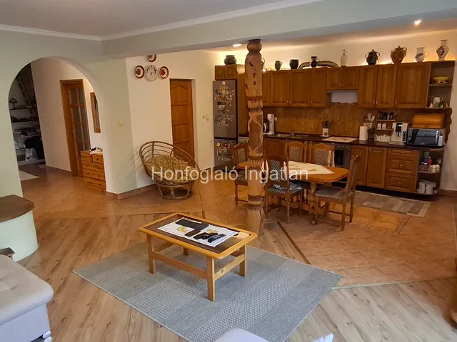 Eladó ház Nyíregyháza, Malomkert 220 nm