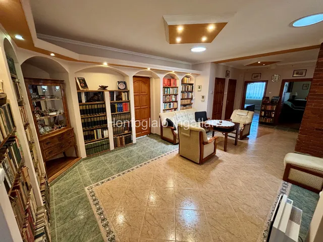 Eladó ház Levelek 190 nm