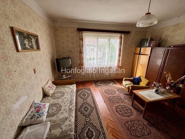 Eladó ház Gávavencsellő, Báthori 96 nm