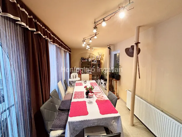 Eladó ház Nyíregyháza, Korányi-kertváros 170 nm