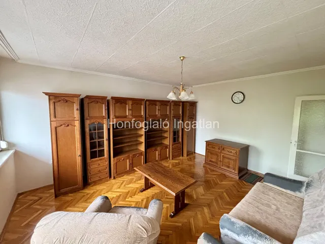Eladó lakás Nyíregyháza, Malomkert 76 nm