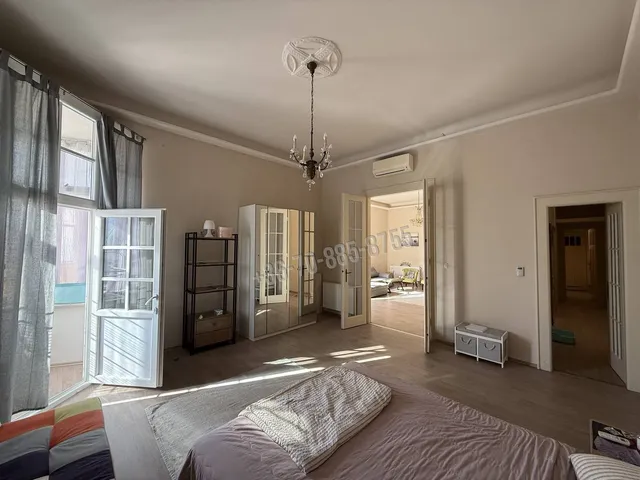 Kiadó lakás Budapest VI. kerület 120 nm