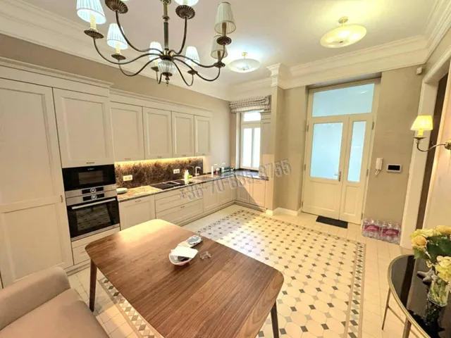 Eladó lakás Budapest V. kerület, Belváros, Petőfi Sándor u. 2 nm