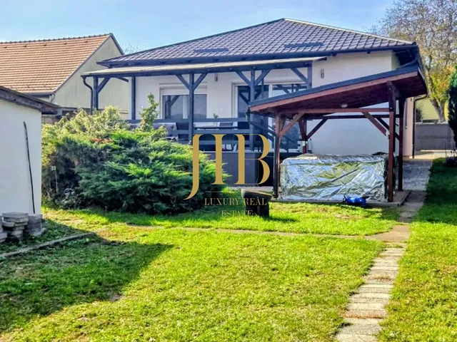 Eladó ház Tatabánya, Kertváros 156 nm