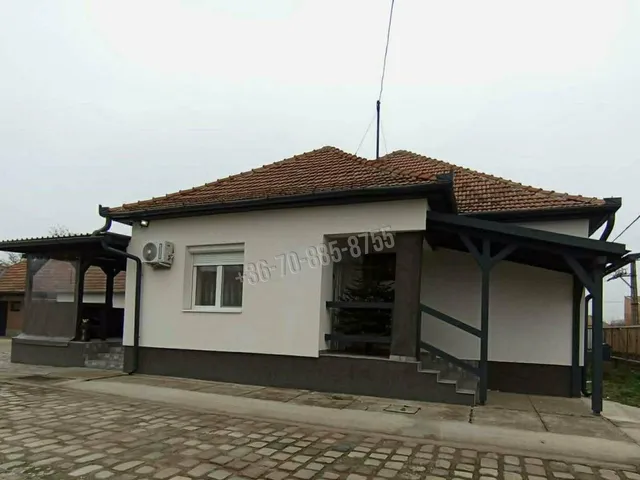 Eladó ház Csány, Központi elhelyezkedés 97 nm