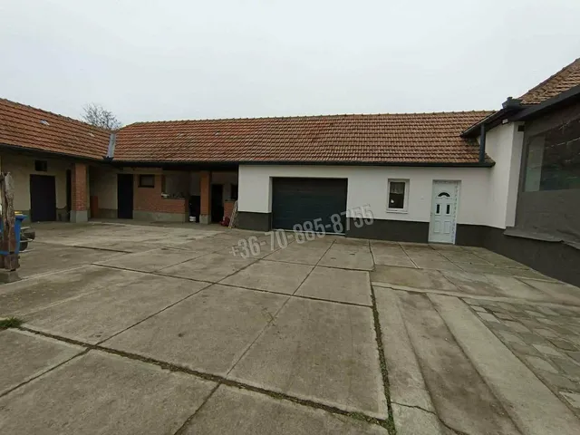 Eladó ház Csány, Központi elhelyezkedés 97 nm