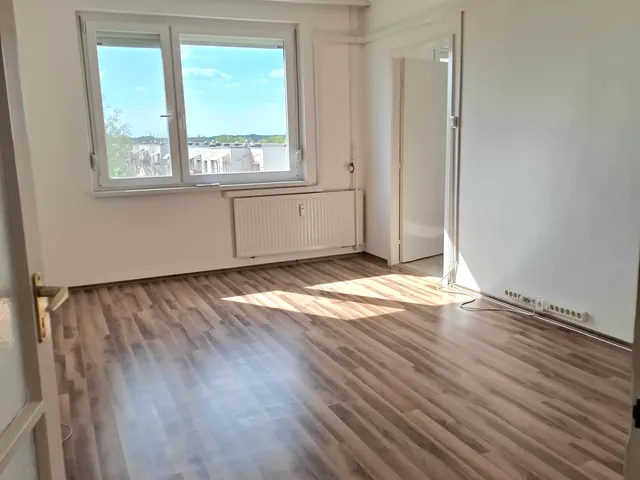 Eladó lakás Debrecen, Újkert 68 nm