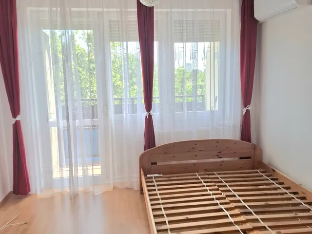 Eladó lakás Debrecen, Tócóskert, István út 53 nm