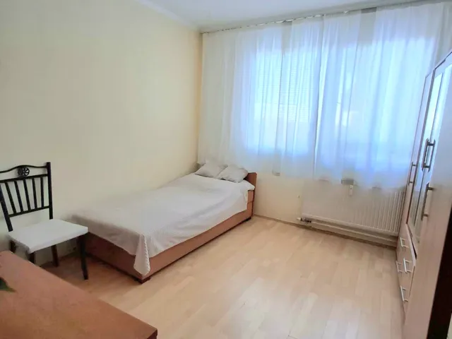 Eladó lakás Debrecen, Tócóskert, István út 65 nm