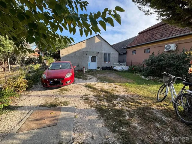 Eladó ház Dömsöd, Vasút utca 9/a 54 nm