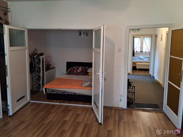 Eladó lakás Szekszárd 87 nm