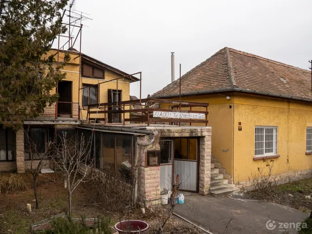 Eladó ház Budapest III. kerület, Csillaghegy 127 nm