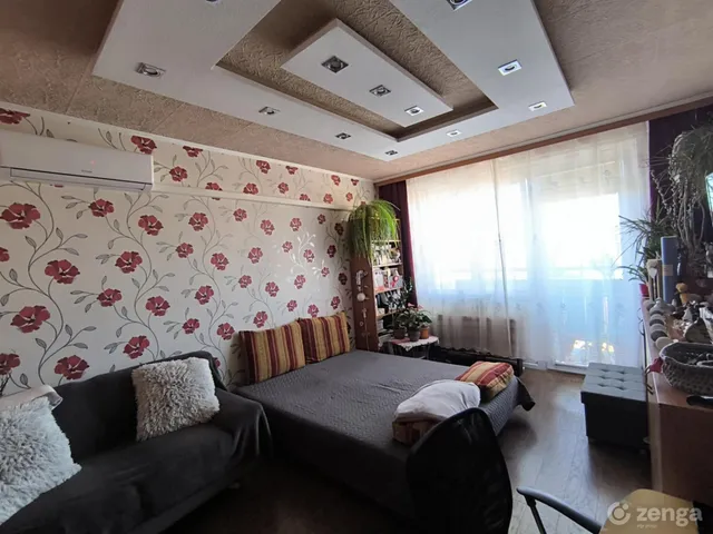 Eladó lakás Dunaújváros, Béke városrész, Erdősor  53 nm