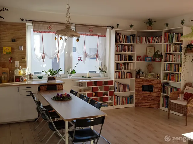 Eladó lakás Székesfehérvár, Búrtelep 92 nm