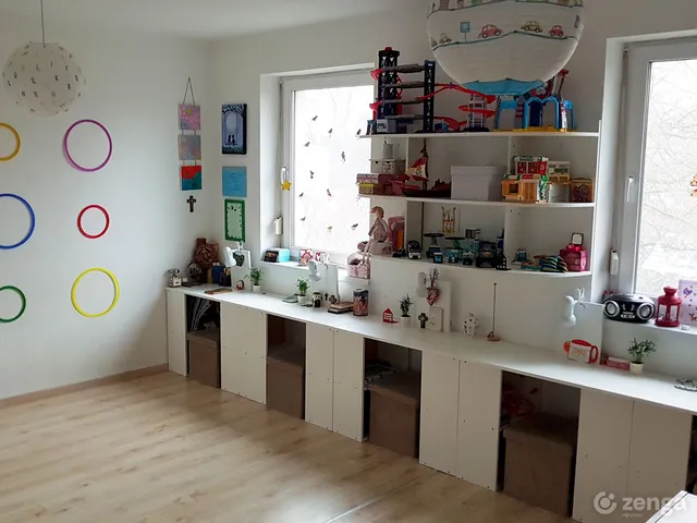 Eladó lakás Székesfehérvár, Búrtelep, Fűtőház utca 11 80 nm