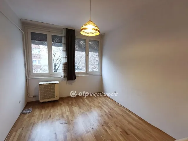 Eladó lakás Cegléd 65 nm