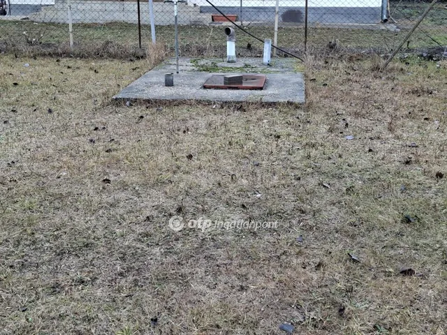 Eladó telek Monorierdő 640 nm