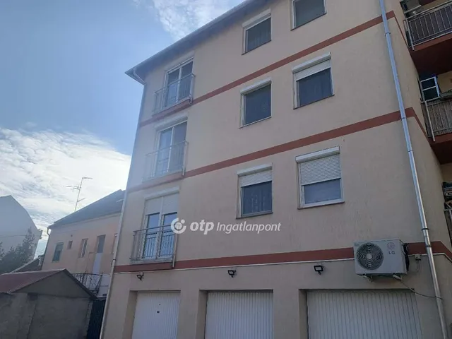 Eladó lakás Szeged, Rókus 72 nm