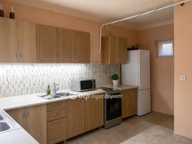 Eladó ház Cegléd 74 nm