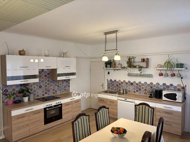 Eladó ház Pilis 81 nm