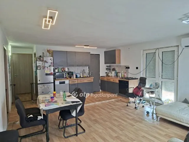 Eladó ház Örkény 85 nm