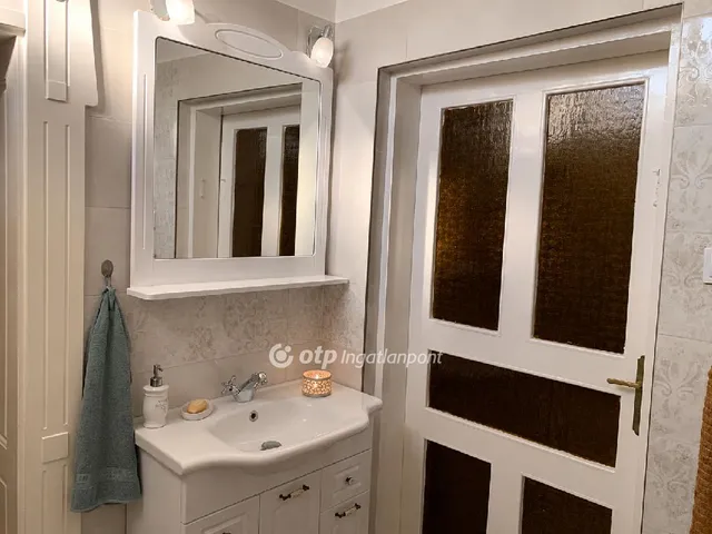 Eladó ház Cegléd 160 nm
