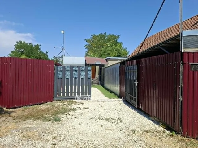 Eladó telek Pilis 6098 nm
