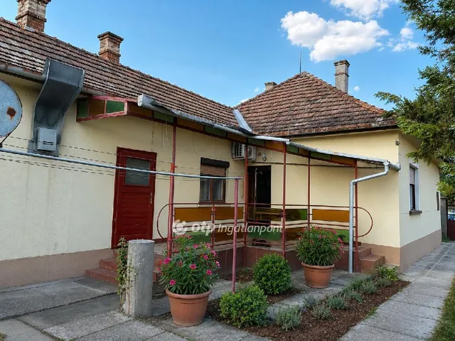 Eladó ház Cegléd 91 nm