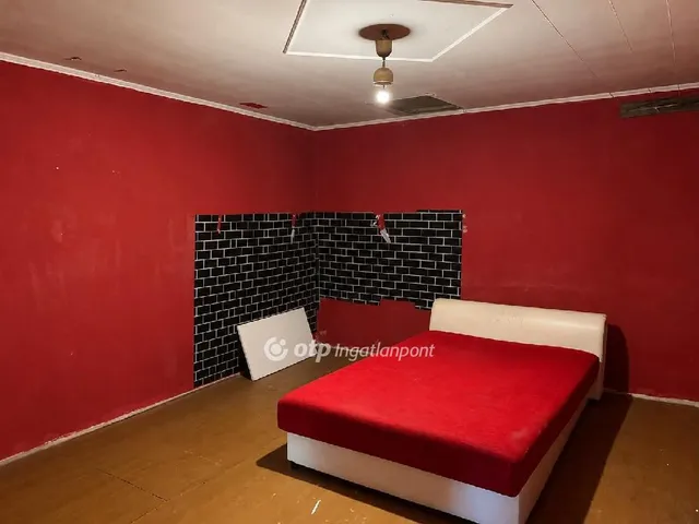 Eladó nyaraló Cegléd 34 nm
