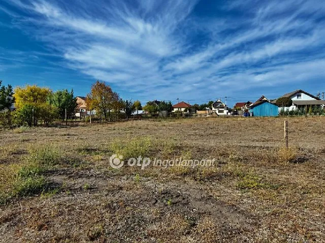 Eladó telek Pilis 600 nm