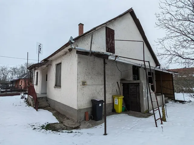 Eladó ház Tiszakeszi 91 nm
