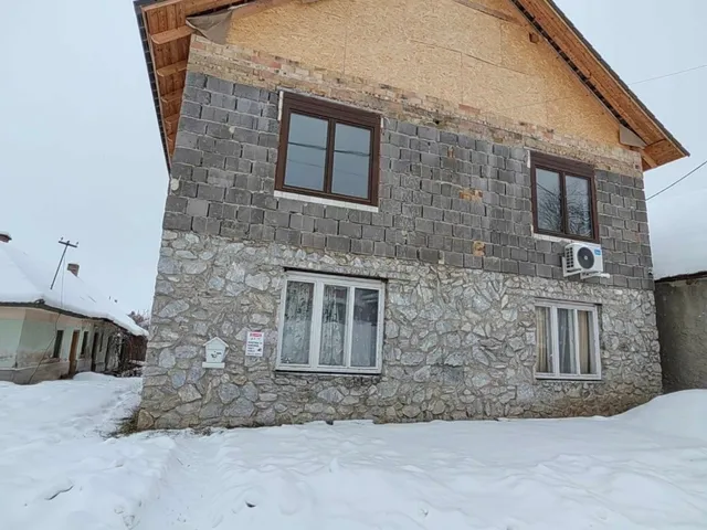 Eladó ház Múcsony 190 nm